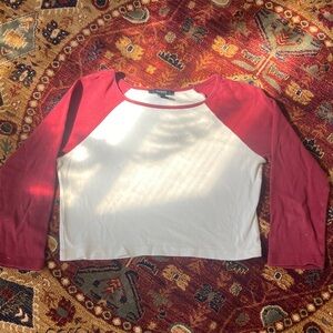 Red and White Cropped Tee